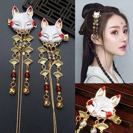 Hair clip in kitsune (Japanese fox) style