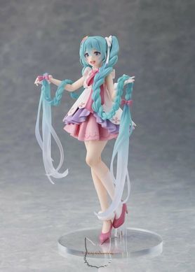 Anime figure "Hatsune Miku Rapunzel" - Wonderland - original Taito, 18 cm