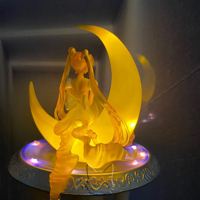 Аниме фигурка принцесса Сейлор Мун - Sailor Moon Figuarts Zero chouette Princess Serenity - 14 см, с подсветкой (батарейки)