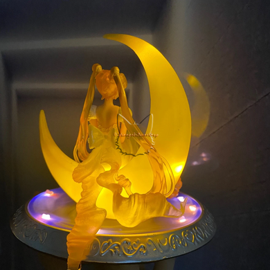 Аниме фигурка принцесса Сейлор Мун - Sailor Moon Figuarts Zero chouette Princess Serenity - 14 см, с подсветкой (USB)