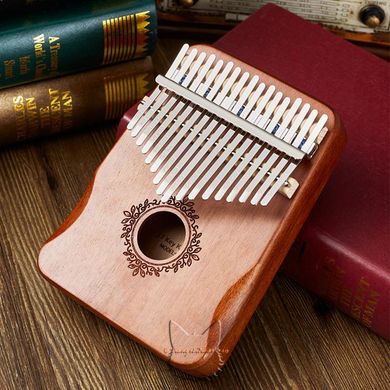 Kalimba with 17 keys made of mahogany, Brown-red, Kalimba